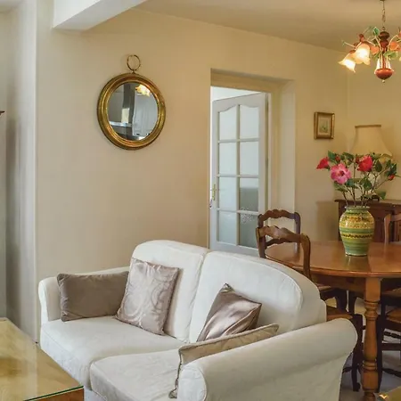 بيت للعطل Awesome In Carcopino With 2 Bedrooms Sarrola-Carcopino