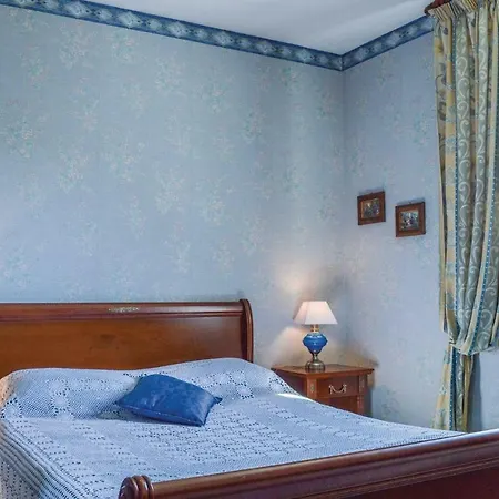 Awesome In Carcopino With 2 Bedrooms Ferienhaus